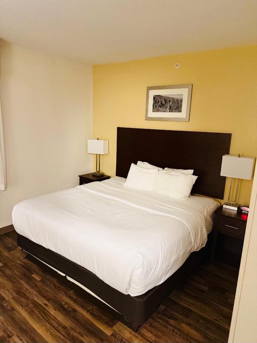 Mainstay Suites Near Denver Downtown Eksteriør billede